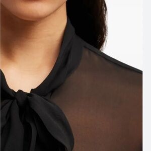 H&M Black Ruffled Tie Front Cap Sleeve Blouse
